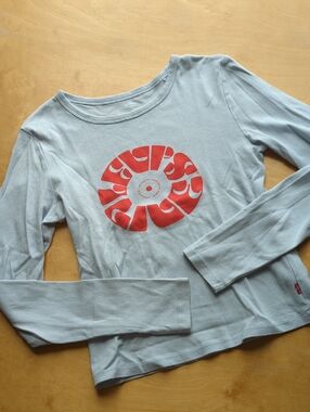 Levi's Women's Light Blue Long Sleeve Tee with Red Graphic